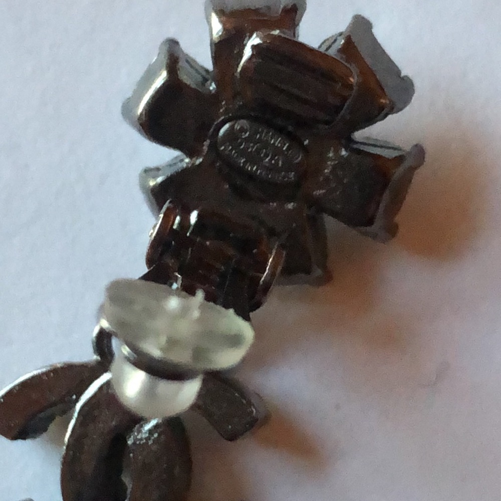 Chanel Faux Diamond Pearl Drop  Clip Silver Tone  Rhinestone Earrings - Picture 5 of 5